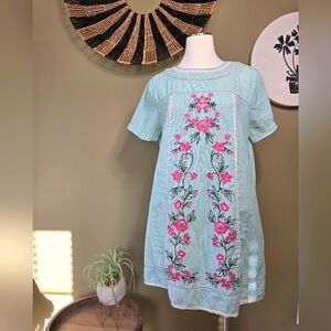 Umgee embroidered, Size Medium, Floral embroidered